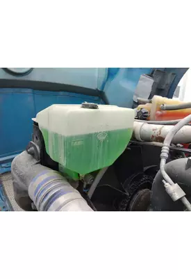 KENWORTH T680 WINDSHIELD WASHER RESERVOIR