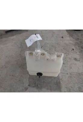 KENWORTH T680 WINDSHIELD WASHER RESERVOIR