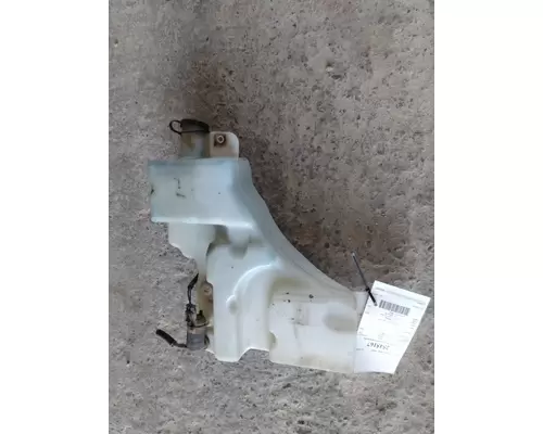 KENWORTH T680 WINDSHIELD WASHER RESERVOIR