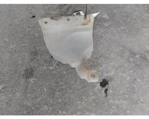 KENWORTH T680 WINDSHIELD WASHER RESERVOIR
