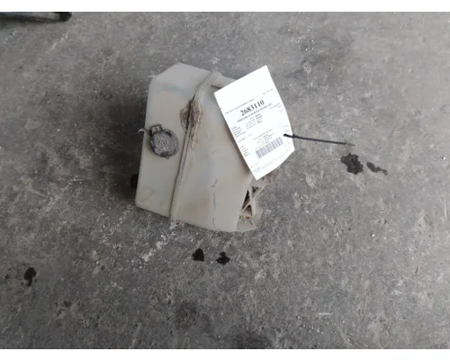 KENWORTH T680 WINDSHIELD WASHER RESERVOIR