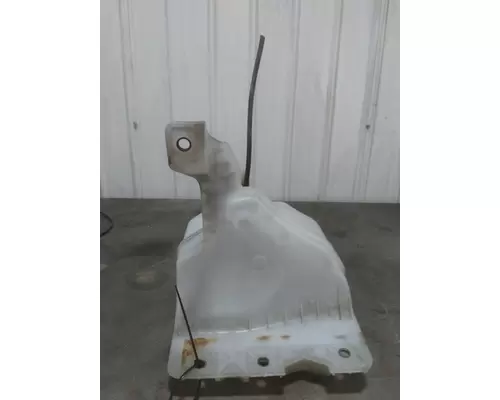 KENWORTH T680 WINDSHIELD WASHER RESERVOIR
