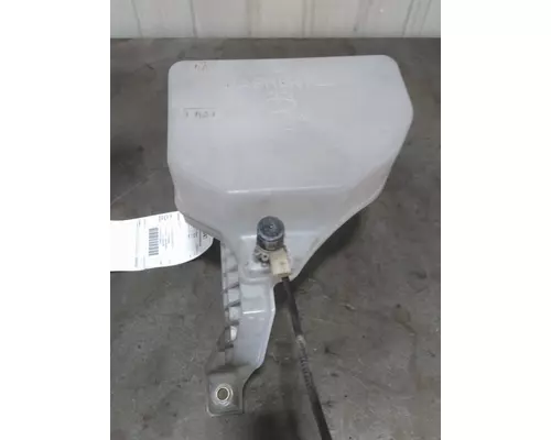 KENWORTH T680 WINDSHIELD WASHER RESERVOIR