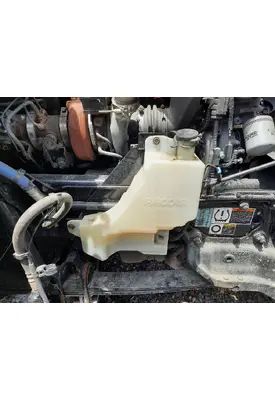 KENWORTH T680 WINDSHIELD WASHER RESERVOIR