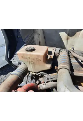 KENWORTH T680 WINDSHIELD WASHER RESERVOIR