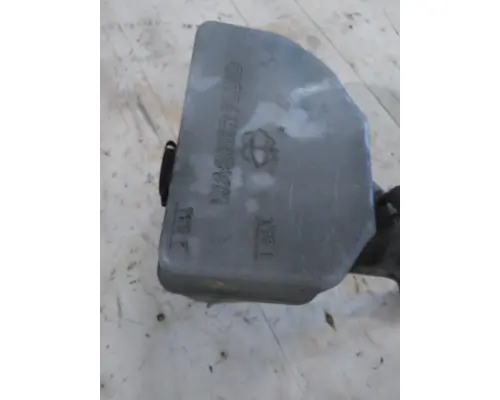 KENWORTH T680 WINDSHIELD WASHER RESERVOIR