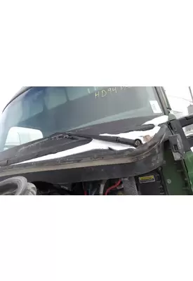 KENWORTH T680 WINDSHIELD WIPER ARM