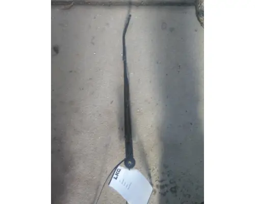 KENWORTH T680 WINDSHIELD WIPER ARM