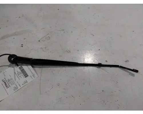 KENWORTH T680 WINDSHIELD WIPER ARM