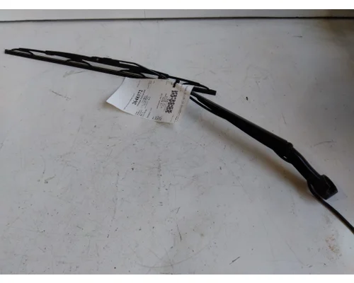 KENWORTH T680 WINDSHIELD WIPER ARM