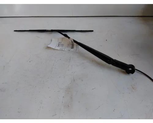 KENWORTH T680 WINDSHIELD WIPER ARM