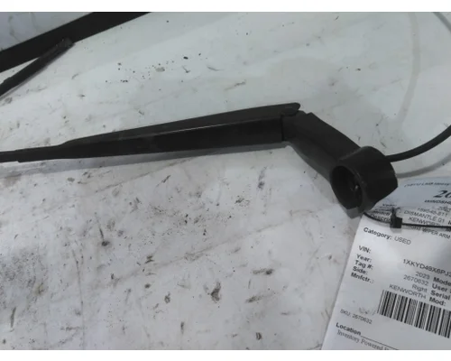 KENWORTH T680 WINDSHIELD WIPER ARM