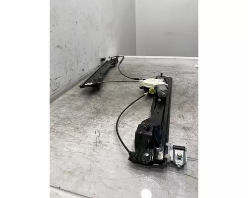 KENWORTH T680 Window Regulator