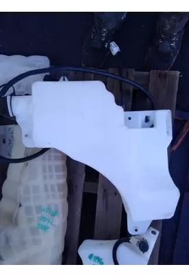 KENWORTH T680 Windshield Washer Reservoir