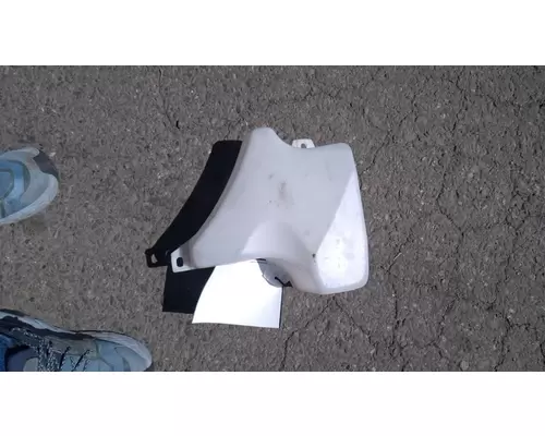 KENWORTH T680 Windshield Washer Reservoir