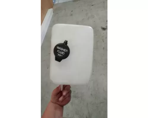 KENWORTH T680 Windshield Washer Reservoir