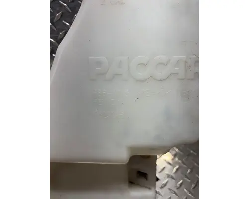 KENWORTH T680 Windshield Washer Reservoir