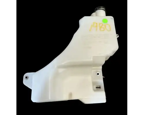KENWORTH T680 Windshield Washer Reservoir
