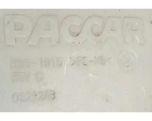 KENWORTH T680 Windshield Washer Reservoir