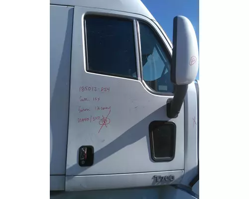 KENWORTH T700 2011-2014 DOOR ASSEMBLY, FRONT