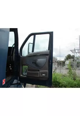 KENWORTH T700 2011-2014 DOOR ASSEMBLY, FRONT