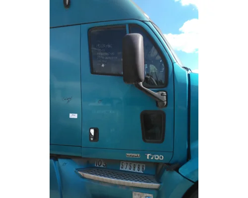 KENWORTH T700 2011-2014 DOOR ASSEMBLY, FRONT
