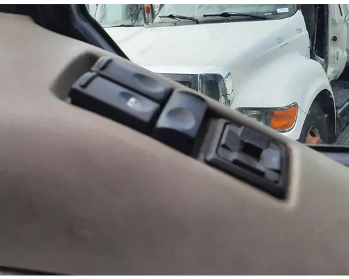 KENWORTH T700 2011-2014 DOOR ASSEMBLY, FRONT