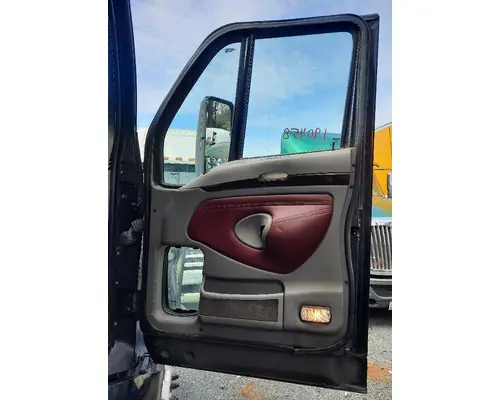 KENWORTH T700 2011-2014 DOOR ASSEMBLY, FRONT