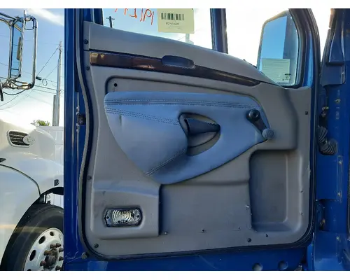 KENWORTH T700 2011-2014 DOOR ASSEMBLY, FRONT