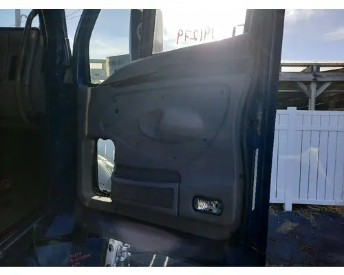 KENWORTH T700 2011-2014 DOOR ASSEMBLY, FRONT