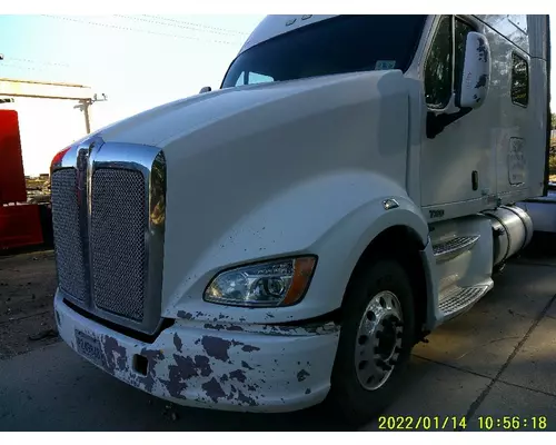 KENWORTH T700 2011-2014 HOOD