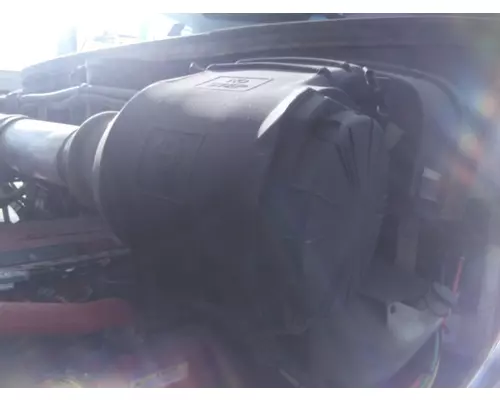 KENWORTH T700 AIR CLEANER