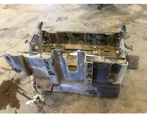 KENWORTH T700 BATTERY BOX