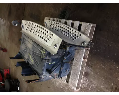 KENWORTH T700 Battery Tray