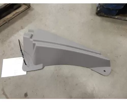 KENWORTH T700 Body Parts, Misc.