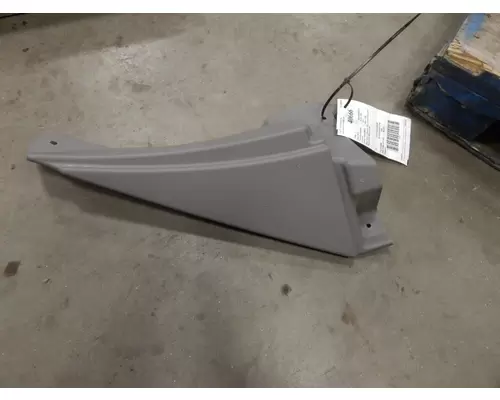 KENWORTH T700 Body Parts, Misc.