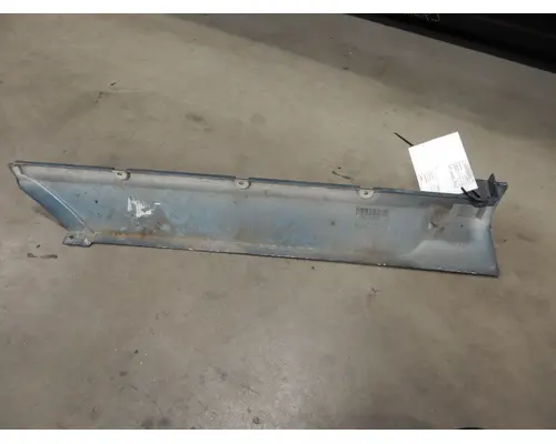 KENWORTH T700 Body Parts, Misc.