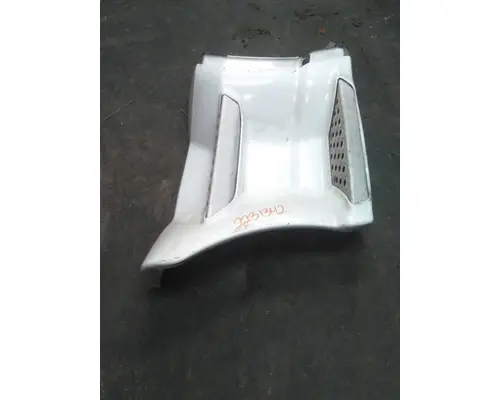 KENWORTH T700 CAB SKIRTSIDE FAIRING