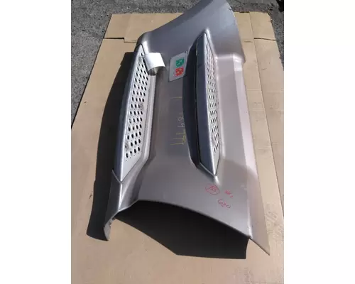 KENWORTH T700 CAB SKIRTSIDE FAIRING