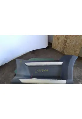 KENWORTH T700 CAB SKIRT/SIDE FAIRING