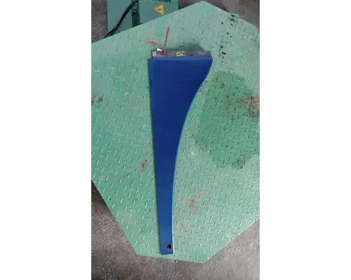 KENWORTH T700 CAB SKIRTSIDE FAIRING