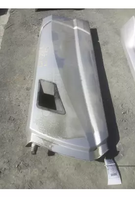 KENWORTH T700 CAB SKIRT/SIDE FAIRING