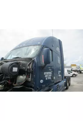 KENWORTH T700 CAB