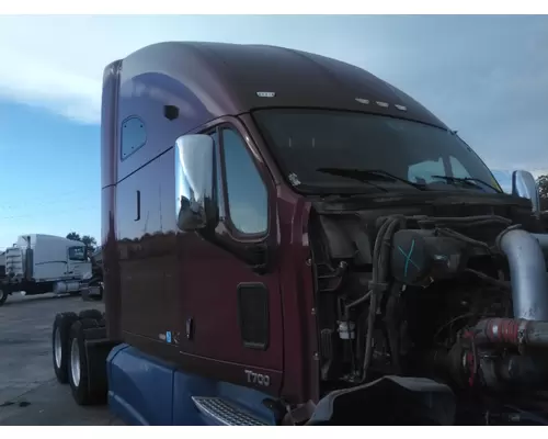KENWORTH T700 CAB