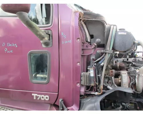 KENWORTH T700 COWL