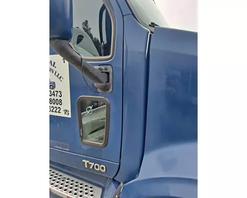 KENWORTH T700 COWL