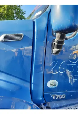 KENWORTH T700 COWL