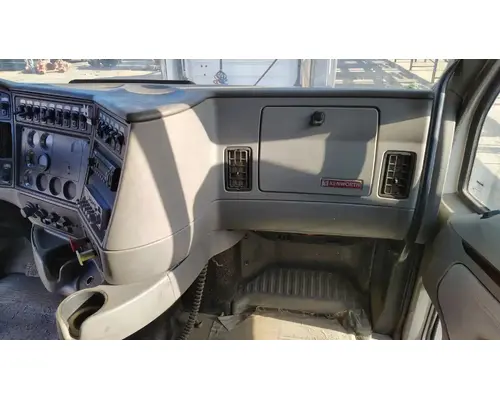 KENWORTH T700 Cab Assembly