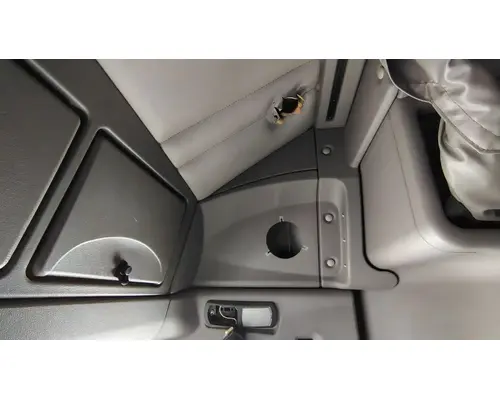 KENWORTH T700 Cab Assembly