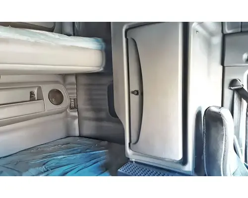 KENWORTH T700 Cab Assembly